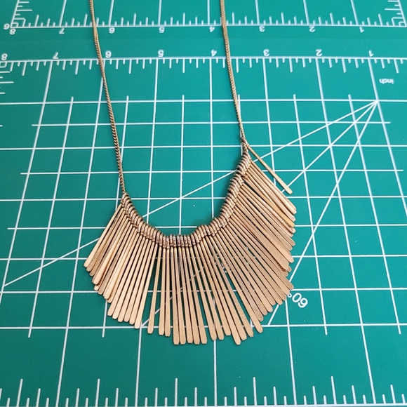 Unique Vintage Spike Necklace - Picture 11 of 11